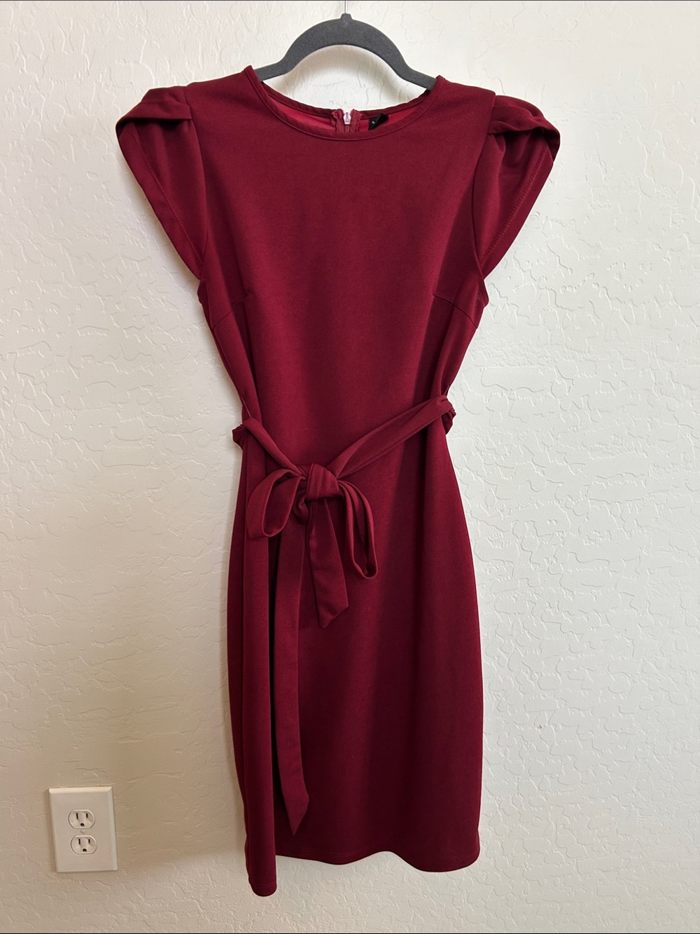 SHEIN Burgundy Tie-Waist Midi Dress